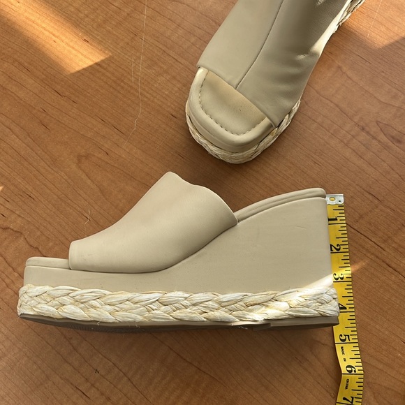 ALTAR’D STATE CREAM HEELS SIZE 8 - Picture 9 of 10